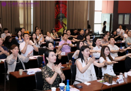 清大emba總裁研修班2024年課堂現場配圖